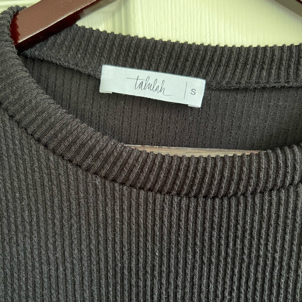 Shop Talulah Comfy Ribbed Pullover - Picture 3 of 4